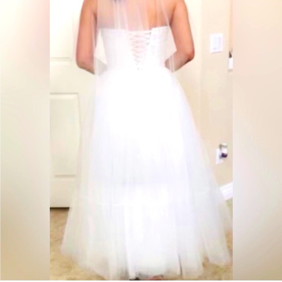 Brand new WEDDING MIDI white soft tulle dress - Picture 3 of 6